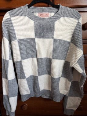 Philosophy Gray & White Checkered Ribbed Crew Sweater